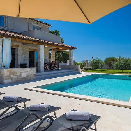 Prato Semesterbostad