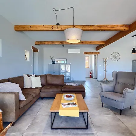 Semesterbostad Prato