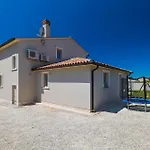Prato * بولا